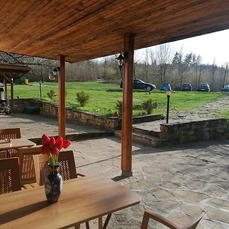 Чичо Томовата Колиба Hotel ตริยาฟนา ภายนอก รูปภาพ