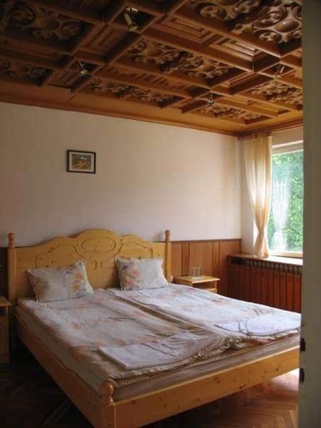 Чичо Томовата Колиба Hotel ตริยาฟนา ภายนอก รูปภาพ